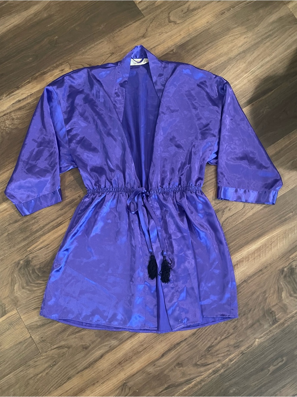Gold Label Victorias Secret Purple Robe